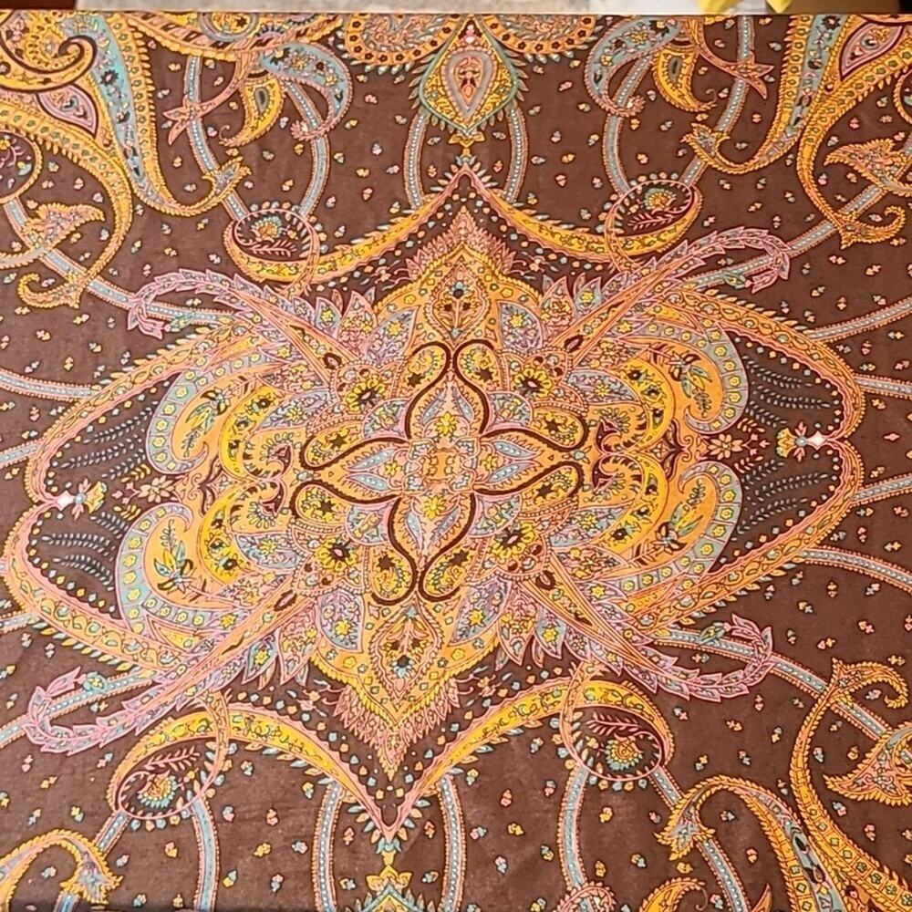 Vintage satin paisley scarf - Picture 4 of 4